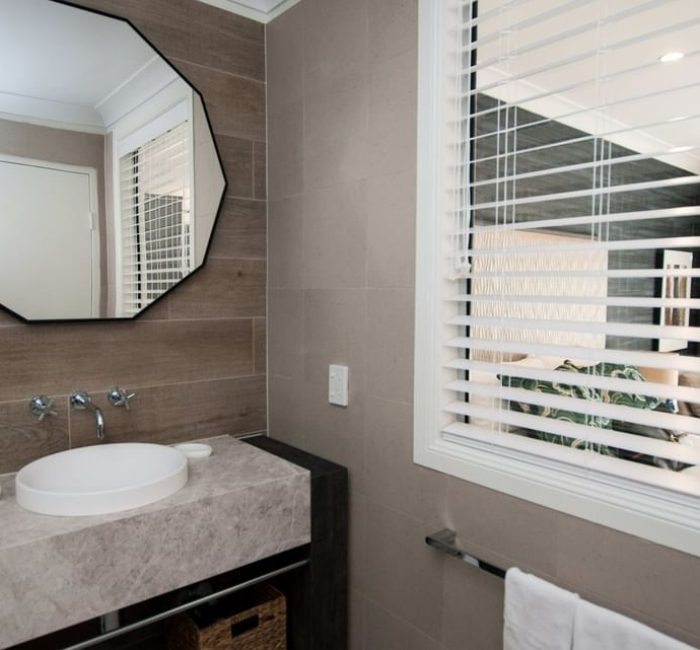 privilege-bathroom-high-res-view-to-room_wide